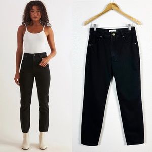 Rolla’s Women’s Dusters High Rise Slim Straight Jeans in Comfort Black Size 28